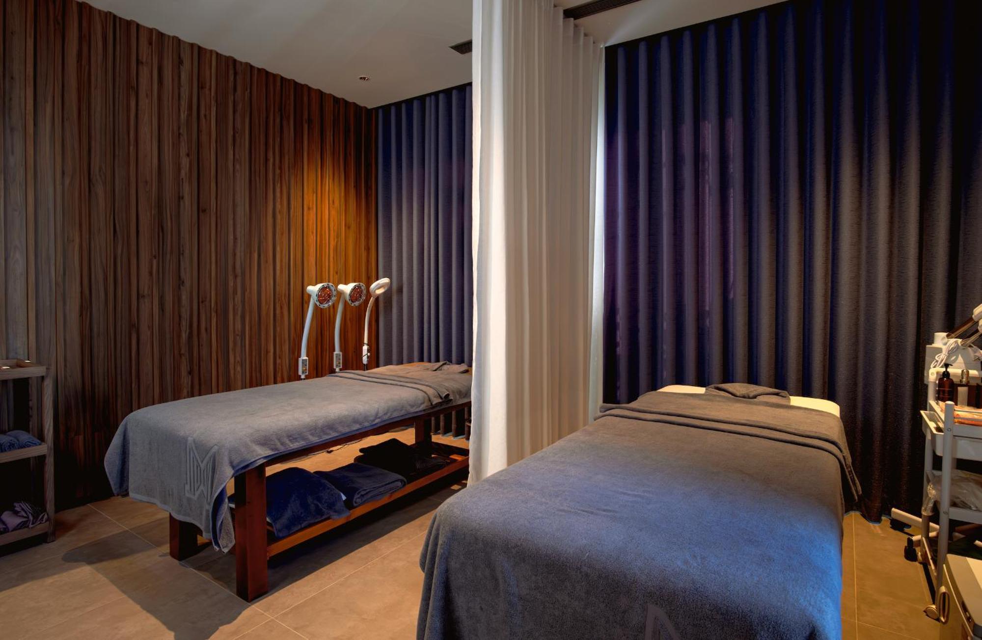 M Hotel Danang Da Nang Exterior foto Massage beds