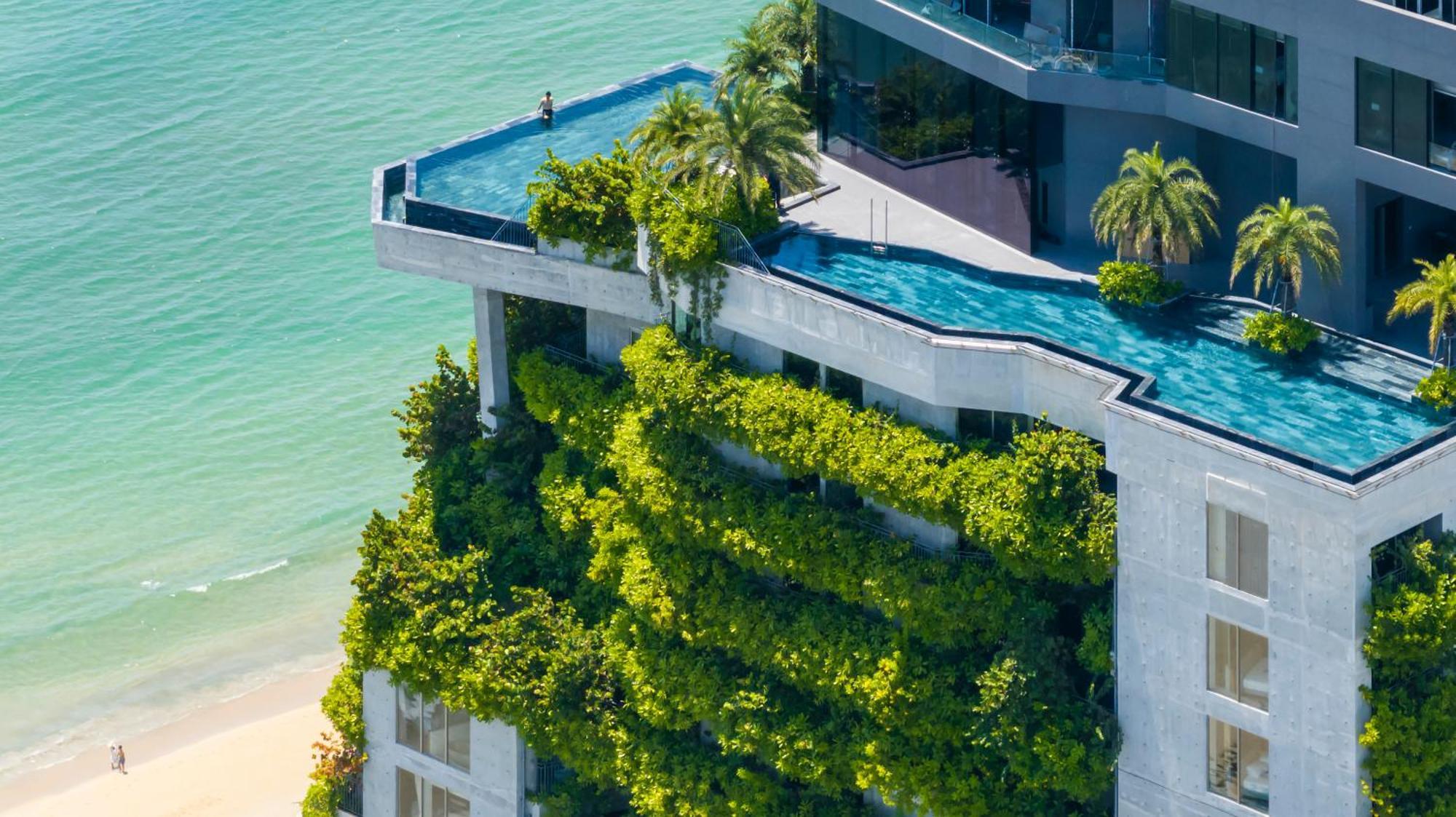 M Hotel Danang Da Nang Exterior foto The rooftop garden